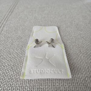 STUDIOCULT Puffy Stud Earrings – Big Sparkle